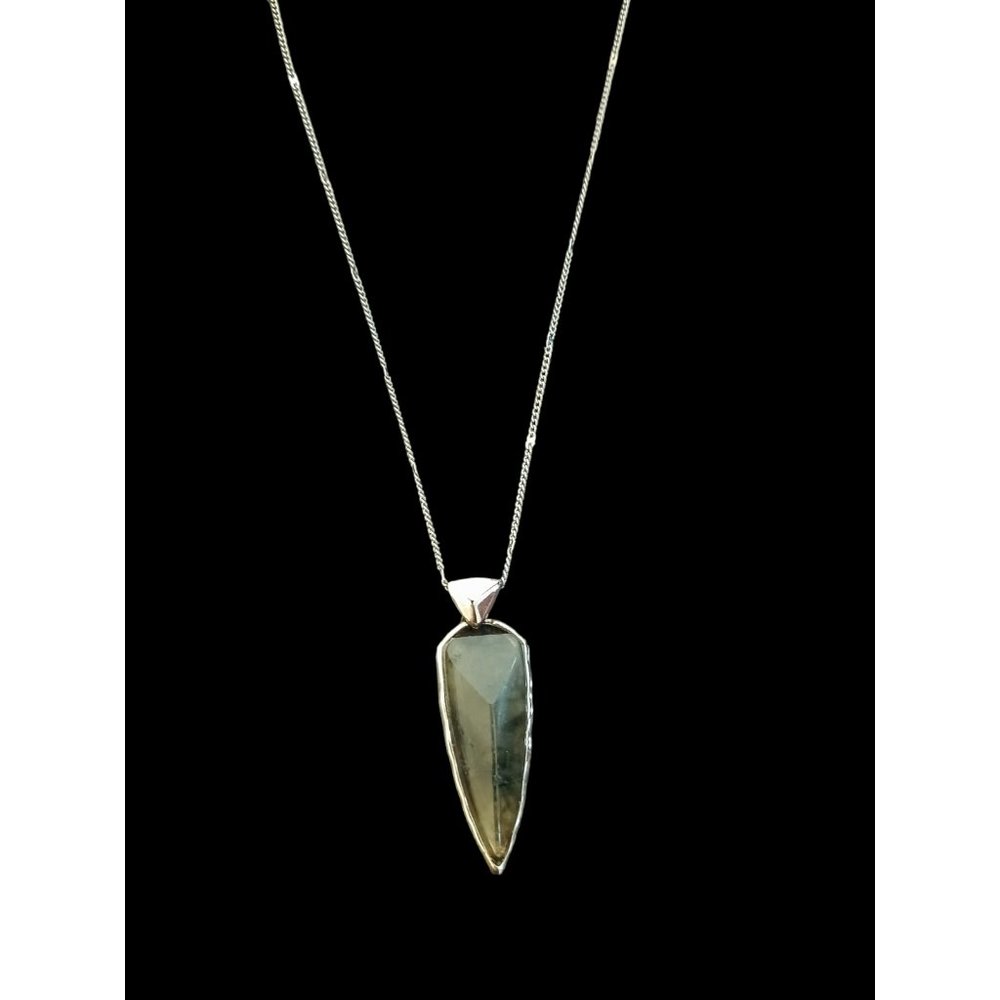 Stella & Dot Silver Tone Semi Precious Natural Stone Arrowhead Pendant Necklace